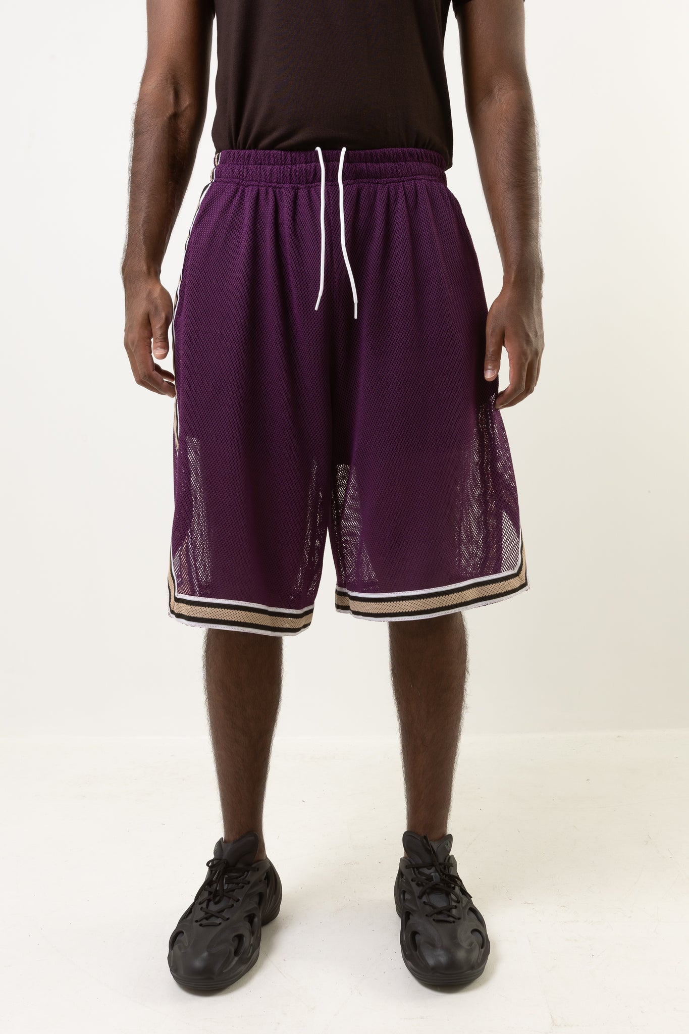 CROWN BASKETBALL SHORTS - MERCY HOUSE