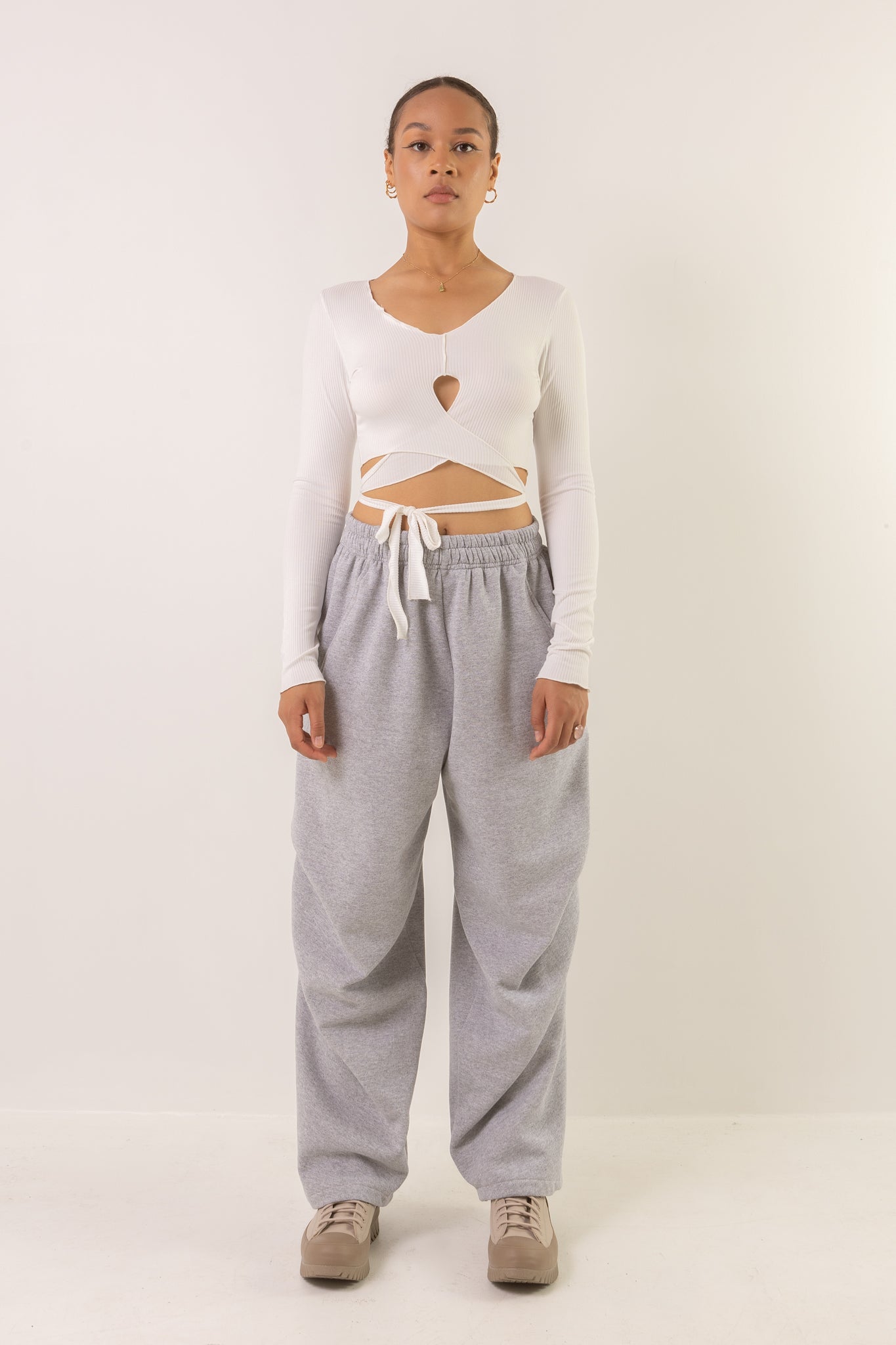 PEAK WRAP TOP
