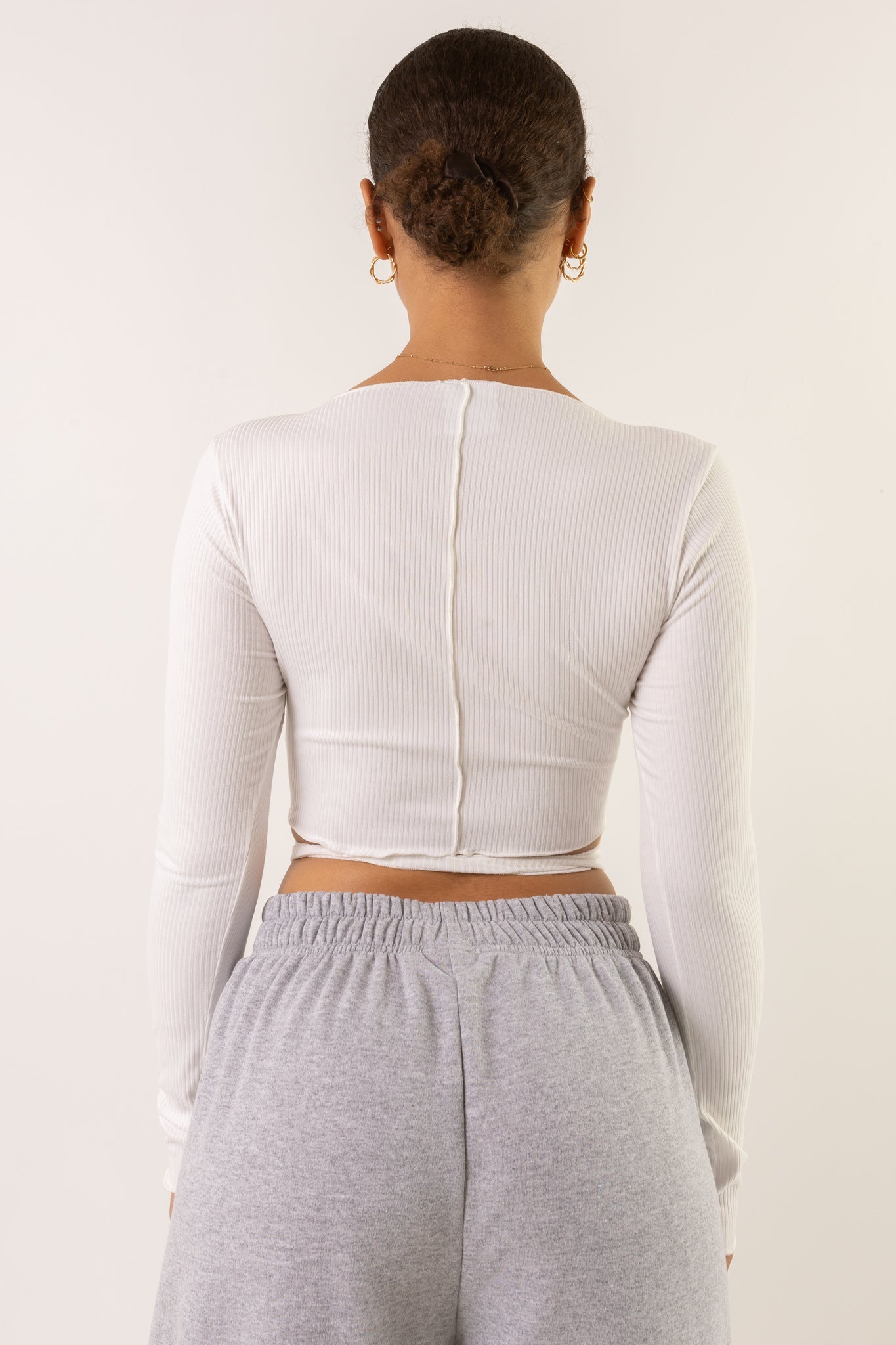 PEAK WRAP TOP