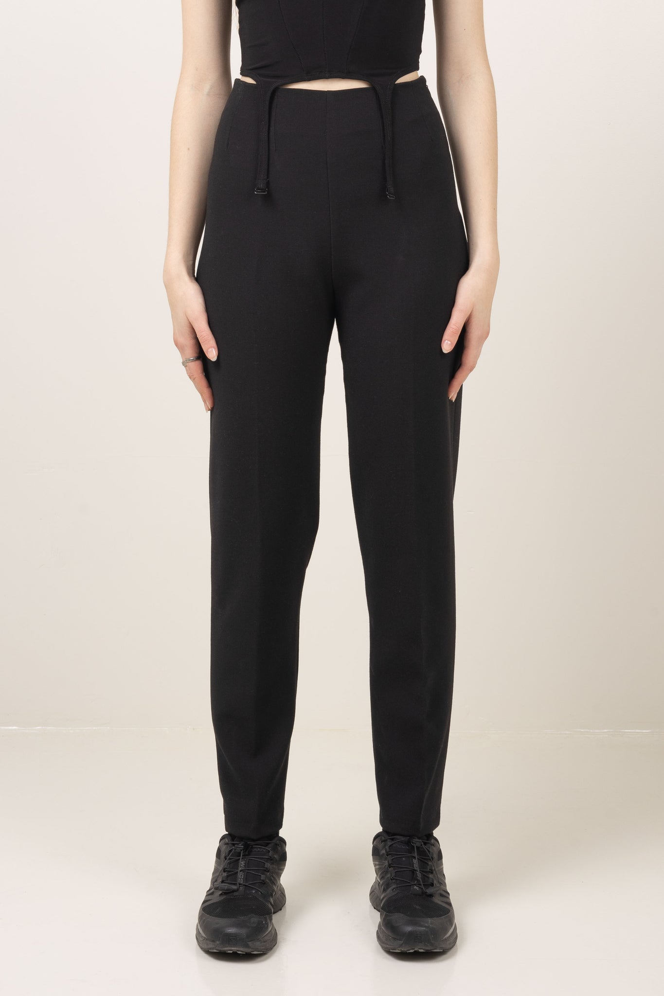 High waisted slim fit cigarette pants made with soft and stretchy knit and invisible zip closure at side seam