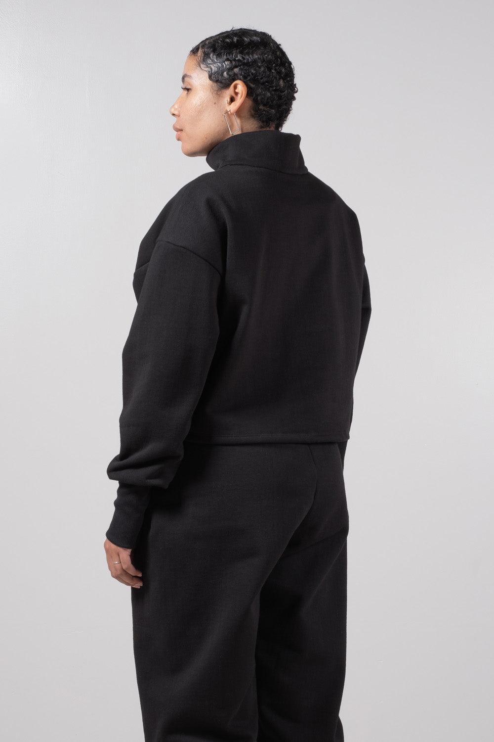 CROPPED HALF ZIP UP