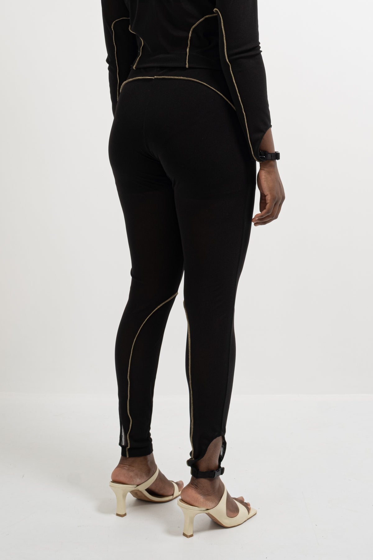 SWITCH LEGGING
