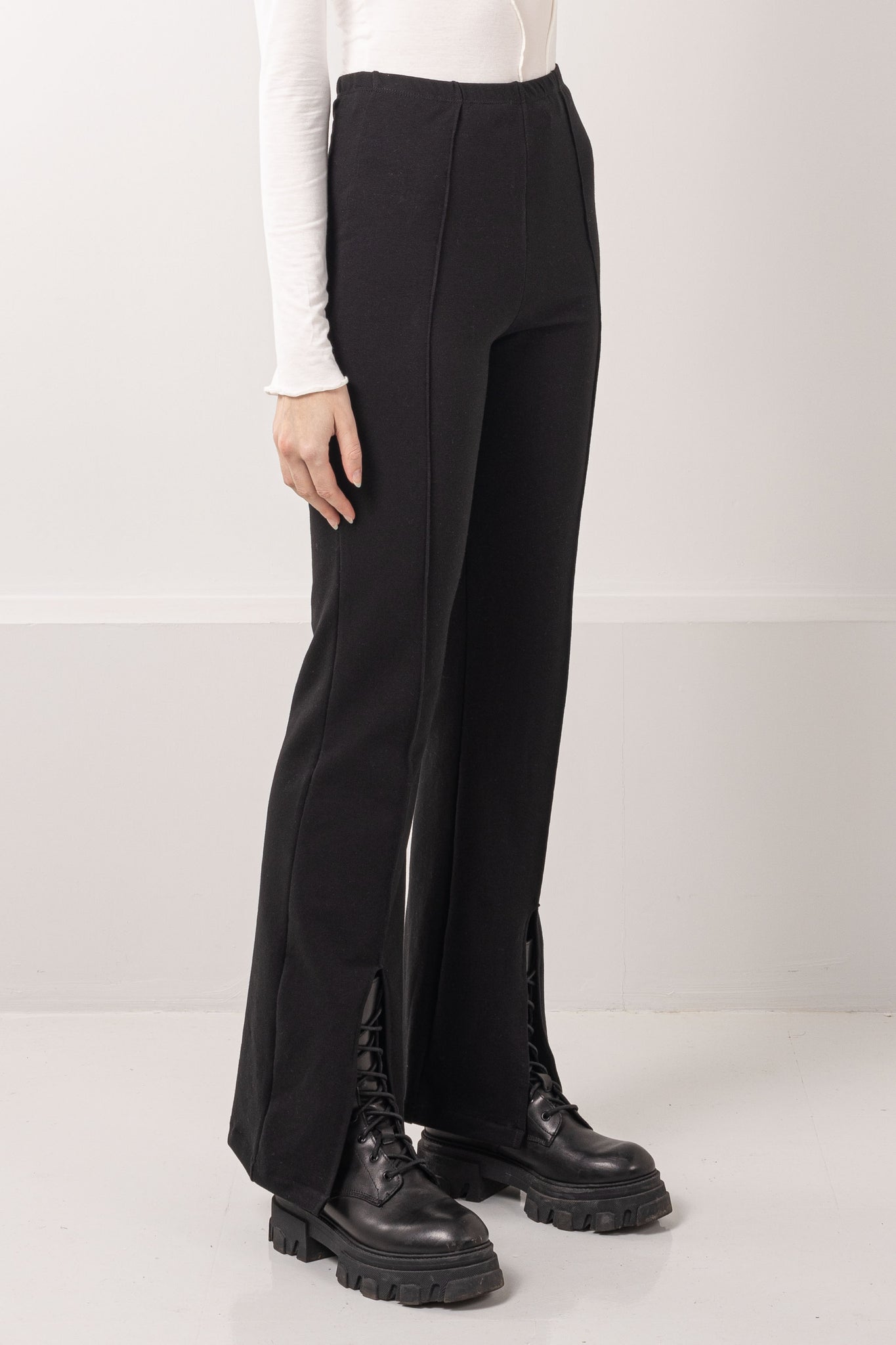 RIFT FLARED PANTS