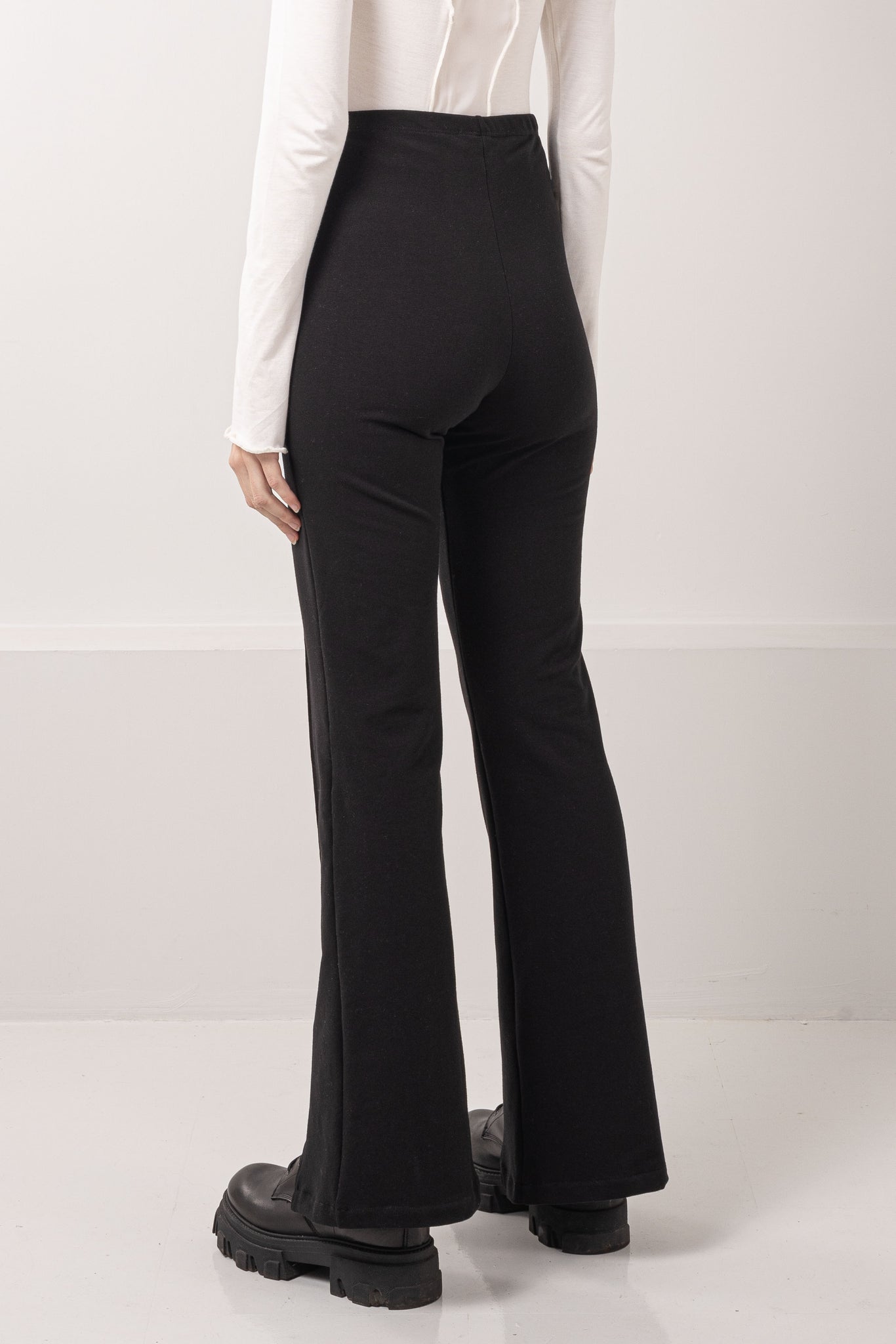 RIFT FLARED PANTS