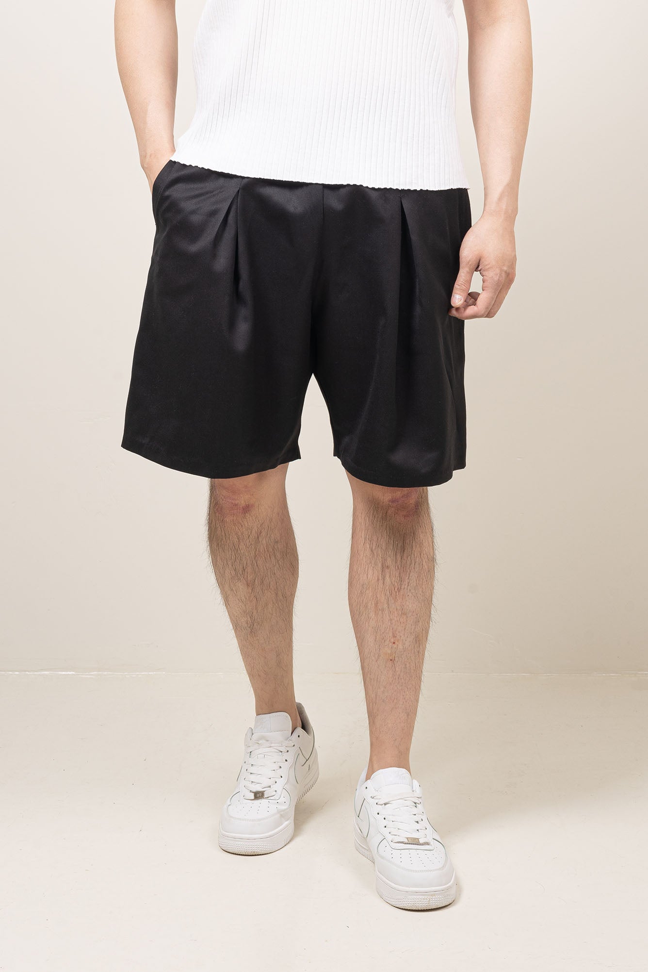 PLISSURE SHORTS